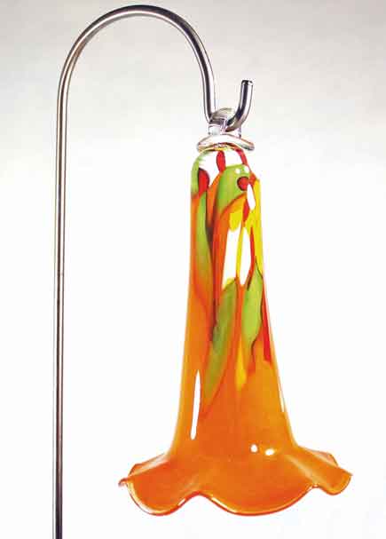 Glas Glockenblume 28 cm hängend mit Stab mundgeblasen (12900)