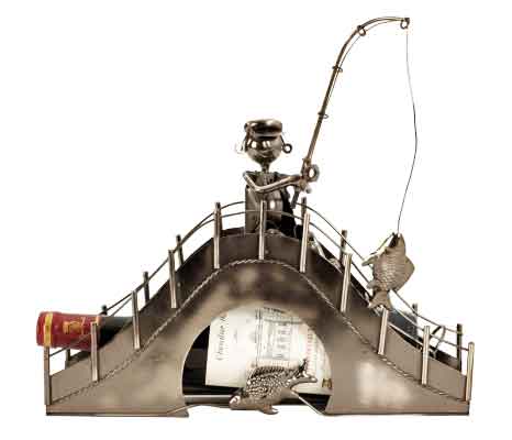 Flaschenhalter Angler auf Brücke (I7060)