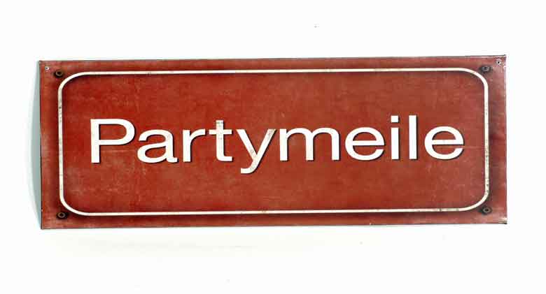 Schild Partymeile 36x13 cm (933292)